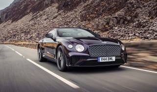 Bentley Continental GT Mulliner Blackline – front tracking