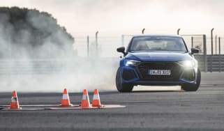Audi RS3 Performance – front action